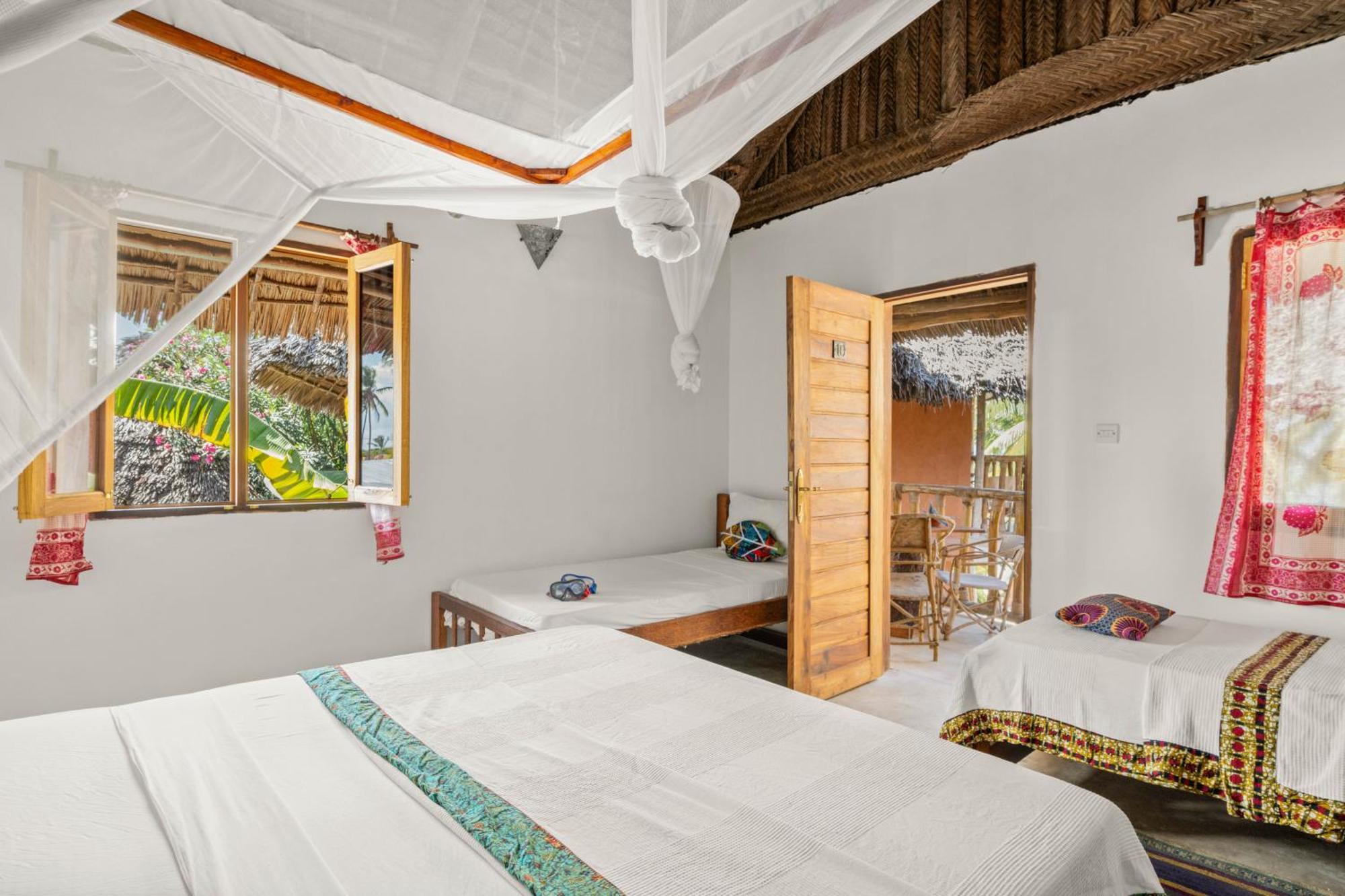 Shanuo Beach Bungalows Michamvi Habitación foto