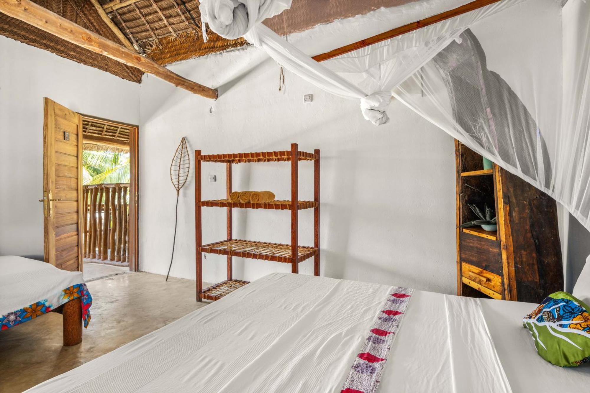 Shanuo Beach Bungalows Michamvi Habitación foto